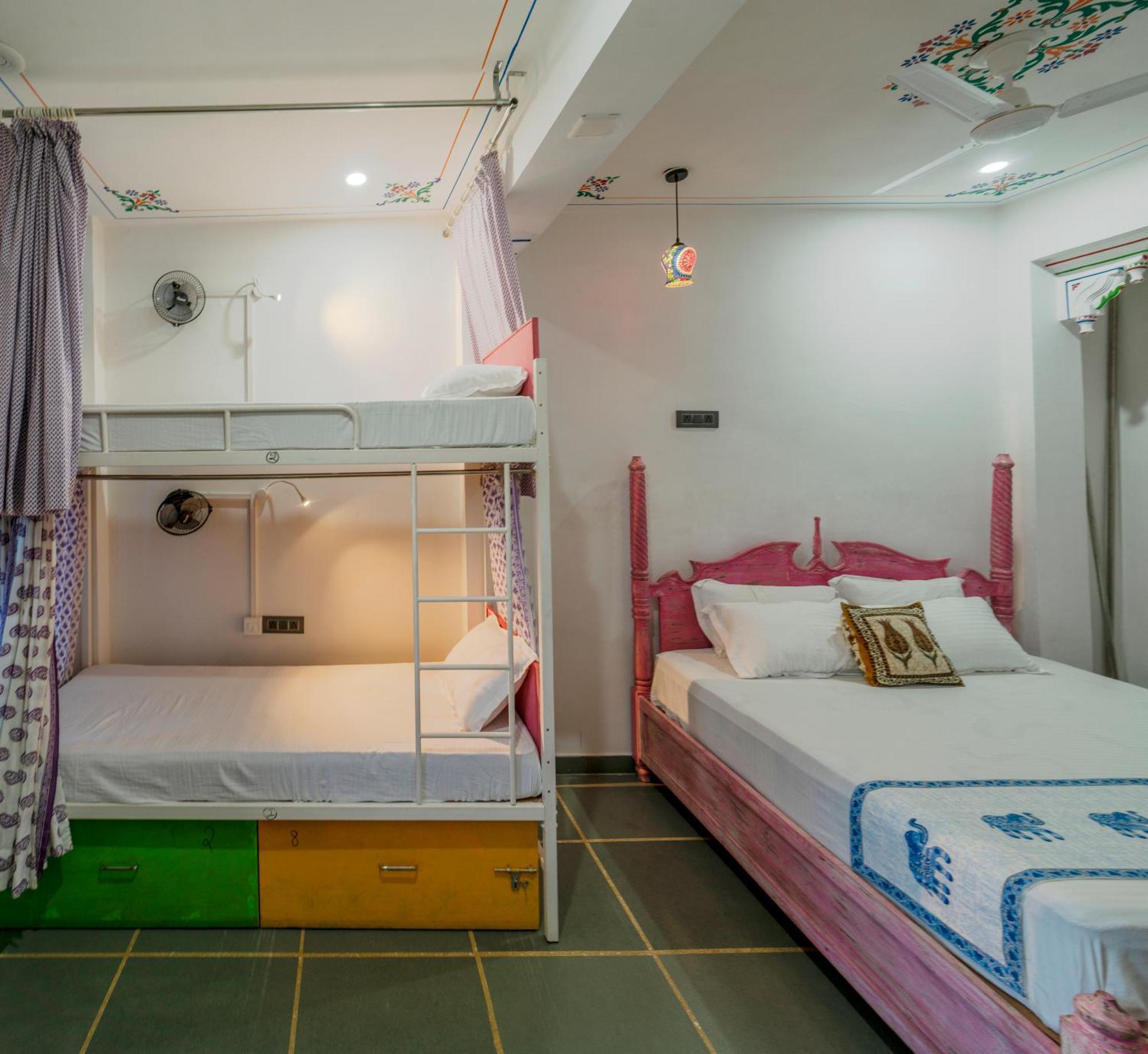 Soham Haveli Udaipur Hostel Exterior photo